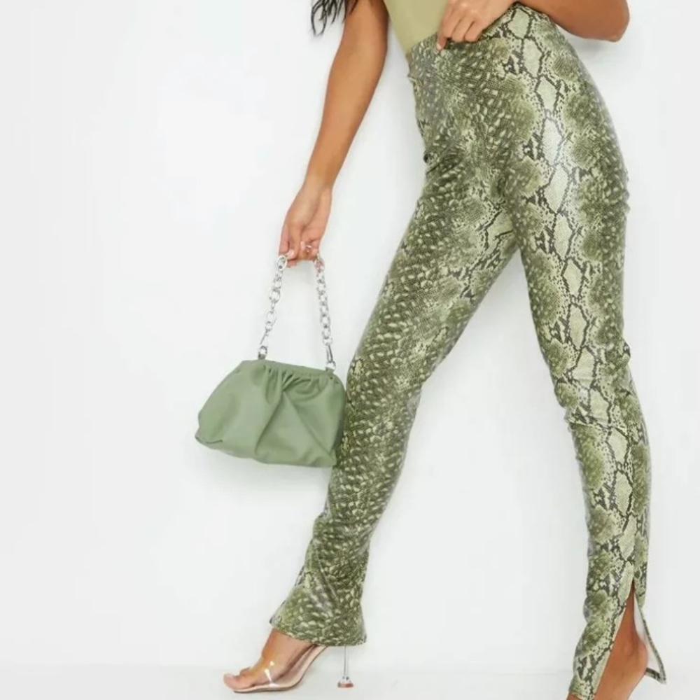 GREEN SNAKE FAUX LEATHER SPLIT HEM LEGGINGS